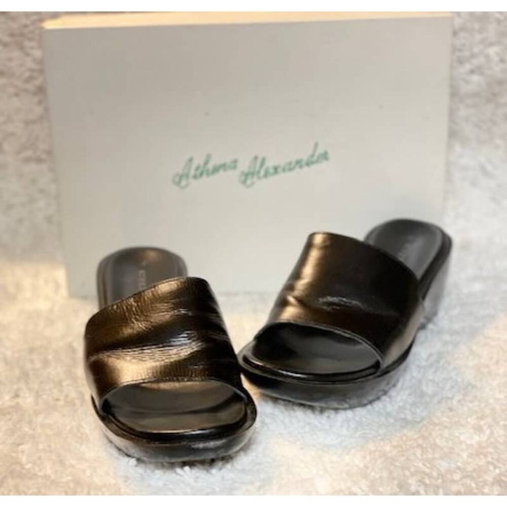 Athena Alexander Black Slides Sz 9 EUC